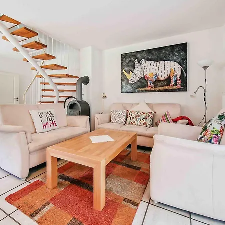 Vakantiehuis Moewe 2 *